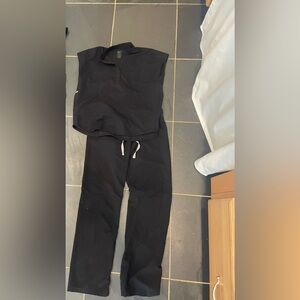 Figs black scrub set small